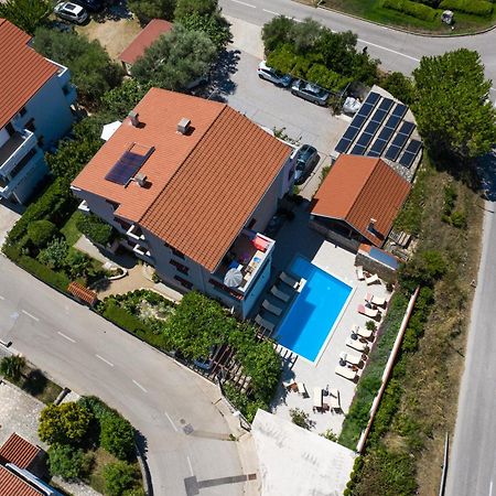 Apartments Maja&Sanja Baska  Bagian luar foto