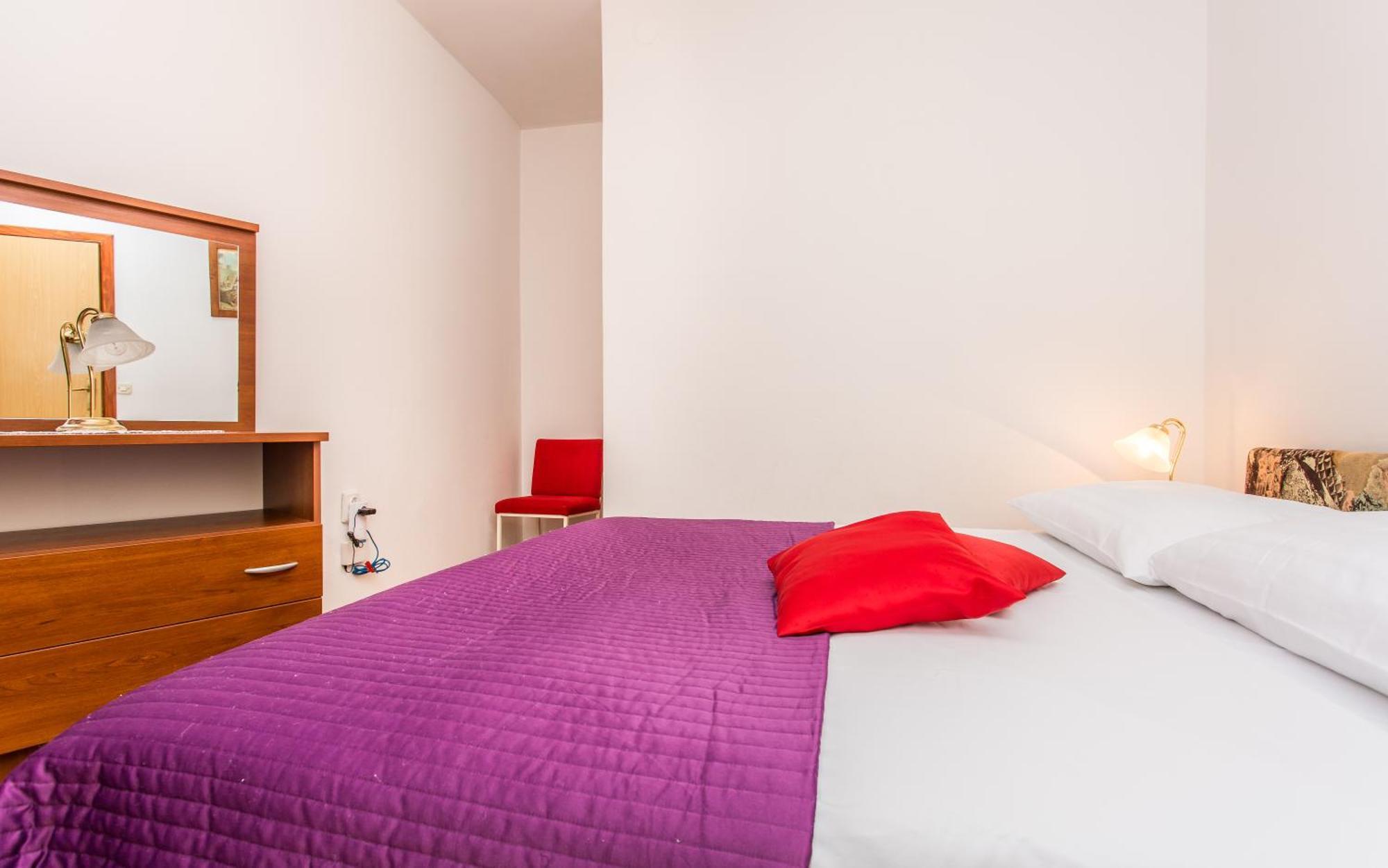 Apartments Maja&Sanja Baska  Bagian luar foto